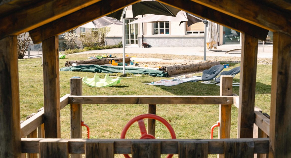 Crèche ou maternelle pour mon enfant de 2 ans en Suisse