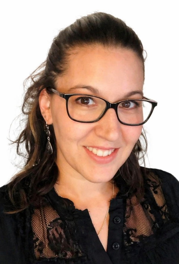 Mélanie Nemeskeri, Manager